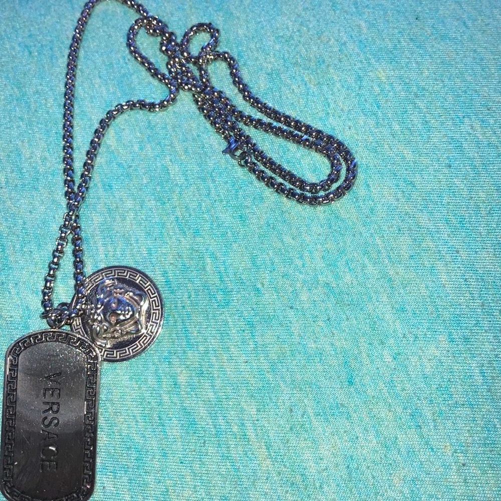 Versace chain